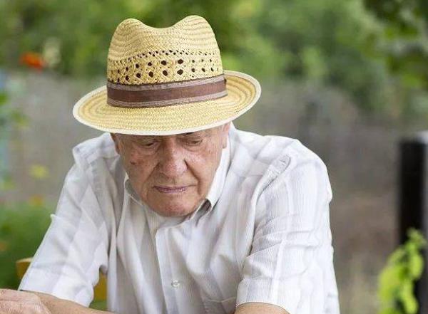 ؓ�x�Ӽ����X�������A�������������ĺ�Ĭ�Y��